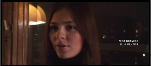 You are currently viewing Nina Kraviz : la vidéo qui fait des bulles
