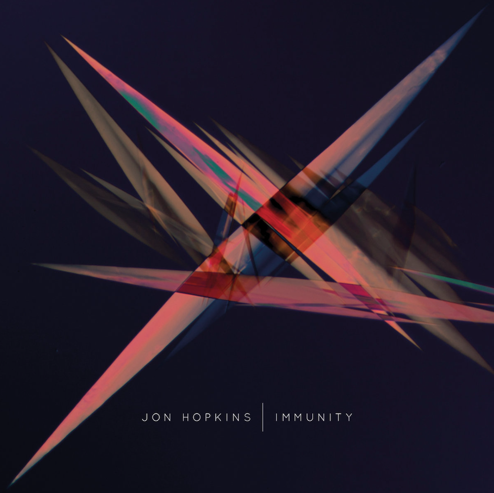 You are currently viewing Jon Hopkins célèbre le 10ème anniversaire de son album phare <em>Immunity</em> avec une nouvelle version digitale remasterisée via Domino Recordings Factory