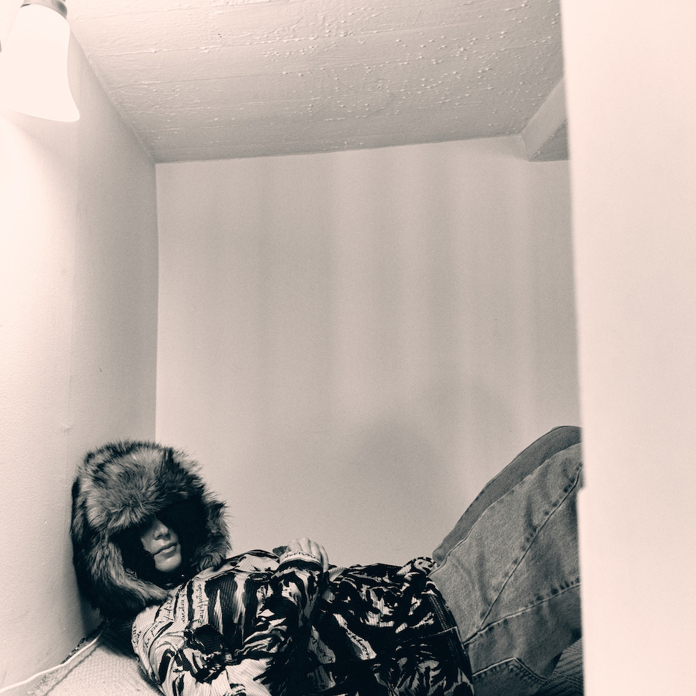 You are currently viewing Carlita sort un nouveau single intitulé « See It As A Sign Feat. MYD », via Ninja Tune
