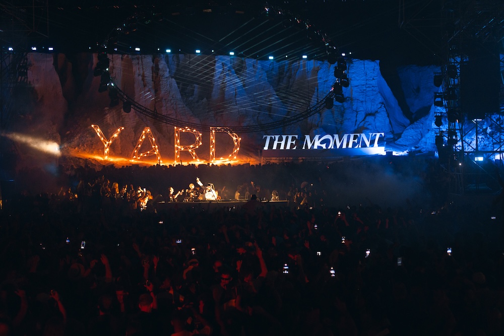 You are currently viewing The Moment x YARD 2026 : retour sur « One Last Summer Dance » aux White Sand Mountains au Portugal
